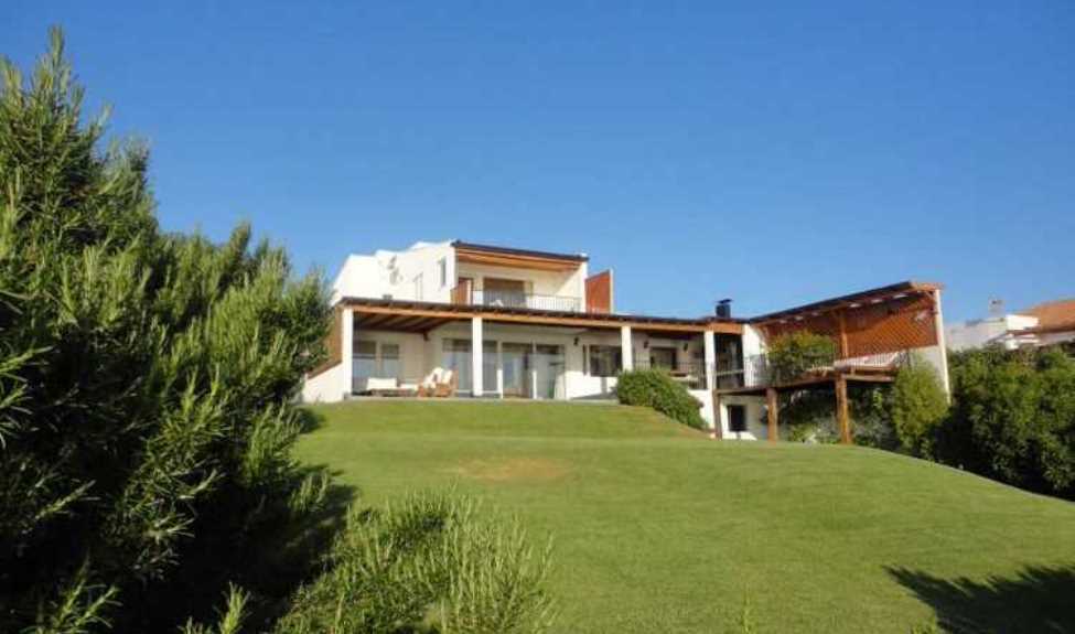 Amplia casa, hermosa vista al mar UF 25.500